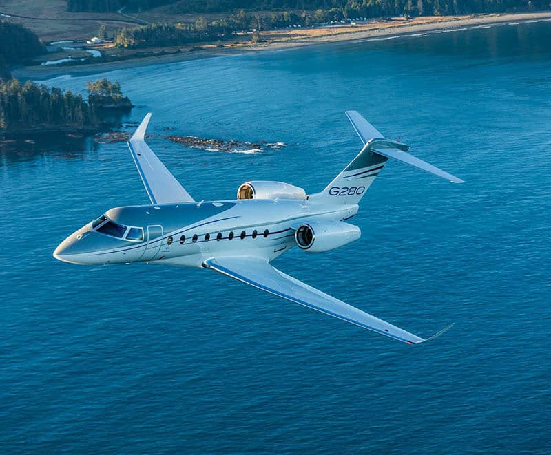 Super Midsize Jets